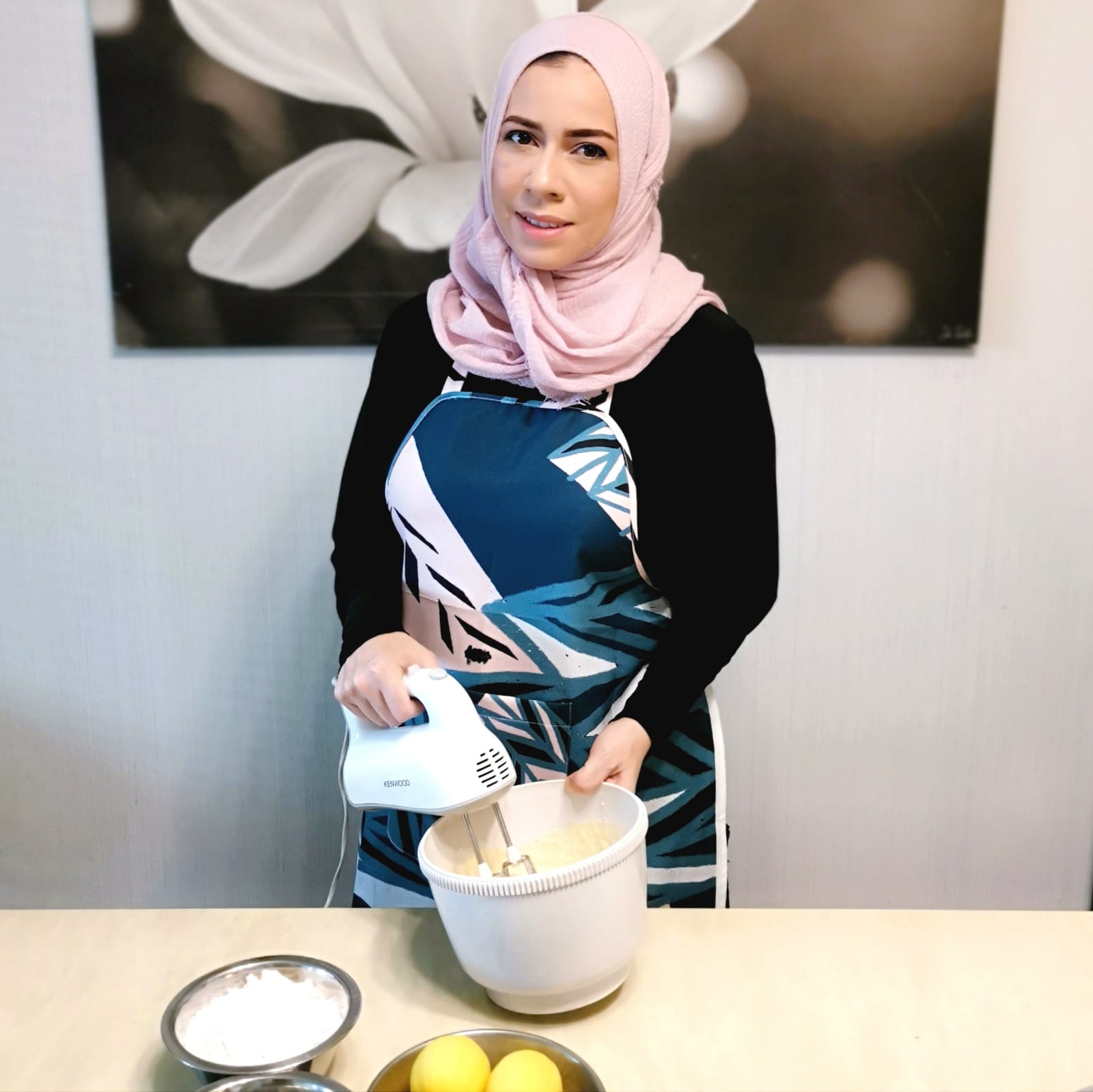 #Guestpost | Moist Lemon Cake by Munira Bamadhaj