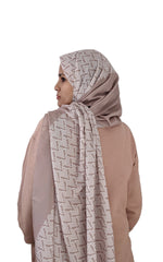 Load image into Gallery viewer, #LSEssential: Milk Tea Shawl

